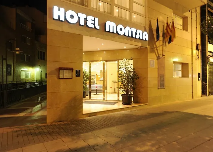 Montsia Hotel 2*