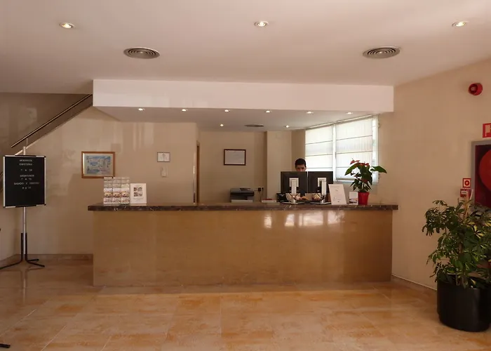 Hotel Montsia 2*