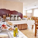 Hotel Montsia 2*