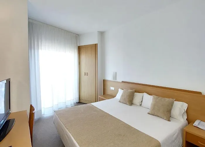 Hotel Montsia 2*