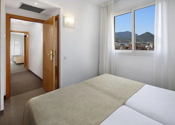 Montsia 酒店 阿姆泼斯塔